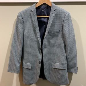 Top Man men’s suit altered 36s